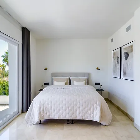 Luxury Family For In * Marbella