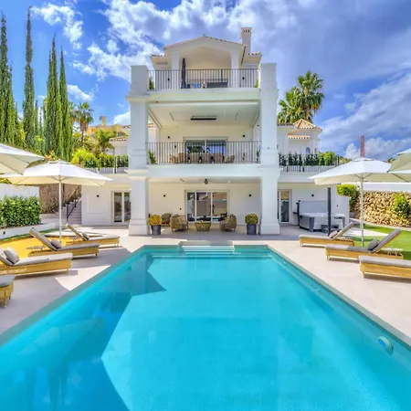 Luxury Family For In Villa Marbella