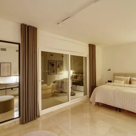 Luxury Family For In Villa Marbella
