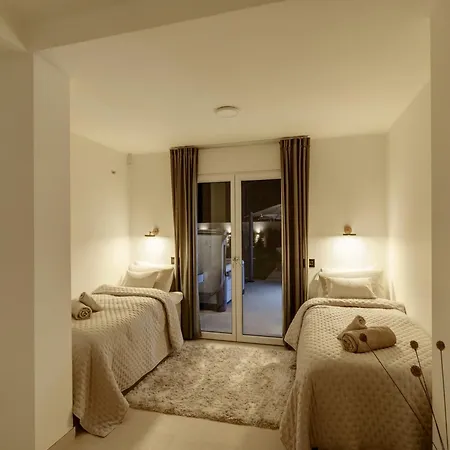 Luxury Family For In *