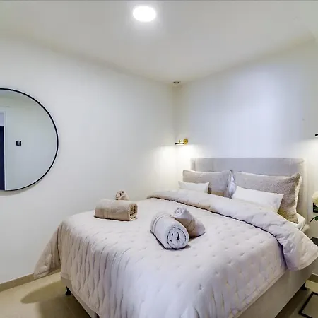 Villa Luxury Family For In *