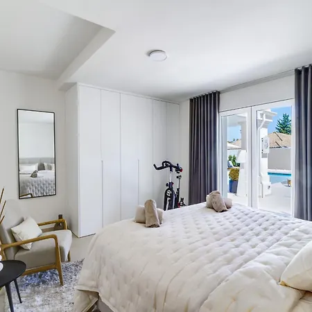 Luxury Family For In Villa Marbella
