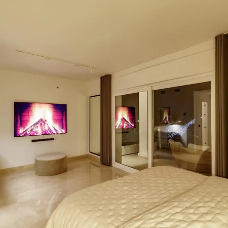 Luxury Family For In