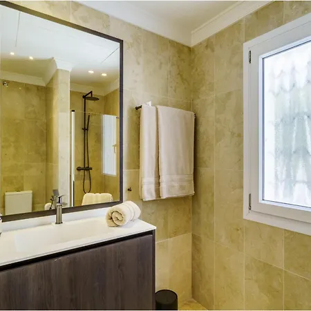 Luxury Family For In Villa Marbella