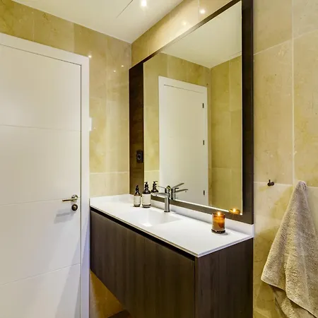Luxury Family For In Villa