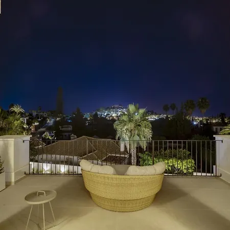 Luxury Family For In Villa Marbella