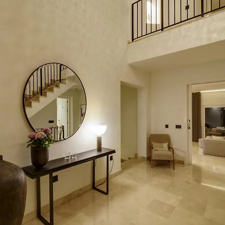 Luxury Family For In Marbella